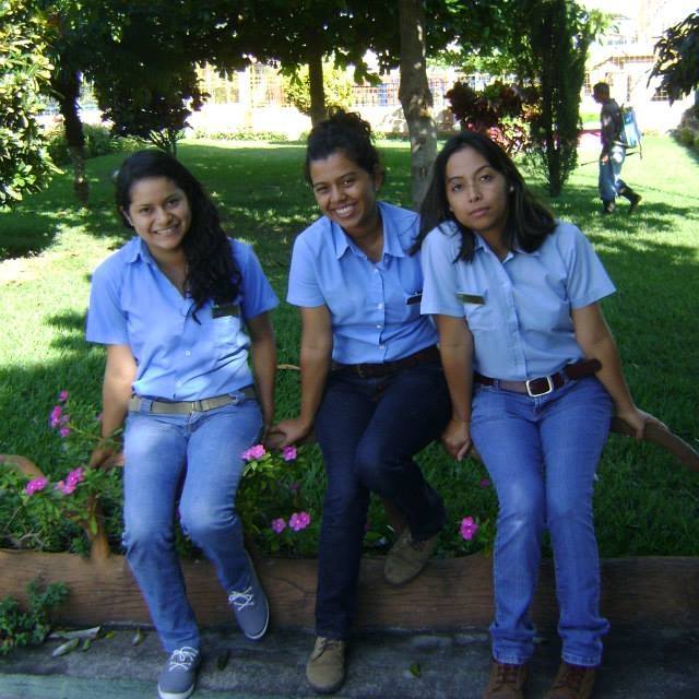 prom56a.jpg